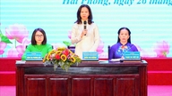 Mengakses dan menyokong wanita untuk meningkatkan pemerkasaan ekonomi mereka.