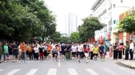 Sebanyak 250 atlet dari distrik Kien Hung berpartisipasi dalam lari untuk komunitas bebas narkoba.