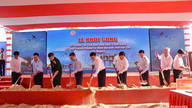 Il generale Phan Van Giang ha partecipato alla cerimonia di posa della prima pietra per la costruzione di 100 case resistenti alle inondazioni a Dak Lak.