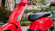 Motocykle elektryczne, do których nie jest wymagane prawo jazdy, kosztują już od 15,5 mln VND i oferują zasięg do 165 km na jednym ładowaniu. Są więc idealne dla studentów poniżej 18 roku życia.