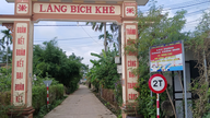 Tanda sebuah kampung terkenal di Quang Tri.