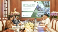 Vinachem colaborează cu Hayleys Aventura, promovând cooperarea în domeniul chimic între Vietnam și Sri Lanka.