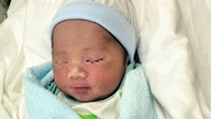 Forlatt nyfødt baby funnet i Van Lang-parken i Ho Chi Minh-byen.