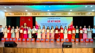 Gmina Phuc Thinh propaguje wietnamskie wartości rodzinne poprzez Festiwal Wzorowej Kultury Rodzinnej.