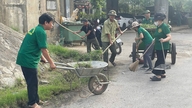 Lucrând împreună pentru a construi un spațiu cultural verde.