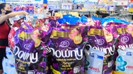 Комиссия по конкуренции оштрафовала производителя стирального порошка Tide и кондиционера для белья Downy на 390 миллионов донгов.