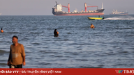 AS melancarkan serangan udara terhadap Iran menyusul serangan terhadap kapal kargo di lepas pantai Oman.