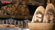 Τα σάντουιτς με τους Μέσι και Μαραντόνα προκαλούν αίσθηση κατά τη διάρκεια της σεζόν του Παγκοσμίου Κυπέλλου.