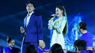 Hoa Minzy และ Lam Phuc จุดไฟเผาคอนเสิร์ต Thanh Xuan