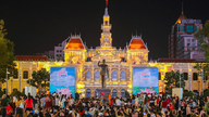 Ho Chi Minh-staden sjuder av liv och rörelse när staden närmar sig sitt 50-årsjubileum.
