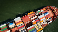 As the Strait of Hormuz reopens, oil prices plummet: 40 million barrels of oil await release.