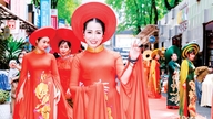 Designer Anna Hạnh Lê: Ao Dai – “A linguagem da cultura viva”
