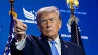 Trump warnte, der Iran werde „aufhören zu existieren“, wenn er weiterhin Schiffe angreife.