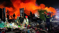 Quang Ngai: Fire at scrap metal facility brought under control in the middle of the night.