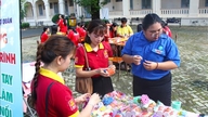 Melancarkan kempen emulasi secara serentak bagi meraikan ulang tahun ke-50 Bandar Raya Ho Chi Minh.