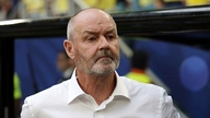 Skottland er ute av VM i 2026, og manager Steve Clarke trekker seg.