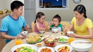 Ngày Gia đình Việt Nam 28/6: Mâm cơm của mẹ nuôi dưỡng sức khỏe cho cả gia đình