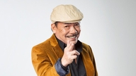 นักแต่งเพลง Tran Tien กลับมาสู่เวทีอีกครั้ง โดยได้ร่วมงานกับศิลปินจากสามรุ่น