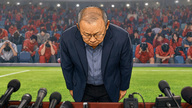Korea Selatan tersingkir dalam peringkat kumpulan Piala Dunia 2026: Naib Presiden KFA, Park Hang-seo, tunduk hormat dan memohon maaf.