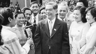 جنرل سکریٹری Nguyen Van Linh کی 111ویں سالگرہ کی یاد میں (1 جولائی 1915 - 1 جولائی 2026)۔ جنرل سیکرٹری Nguyen Van Linh - ایک مثالی کیڈر جس نے مشترکہ بھلائی کے لیے سوچنے، بولنے اور عمل کرنے کی ہمت کی۔