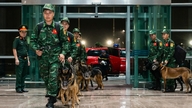 Vietnamští vojáci a policisté odjeli do Venezuely, aby se zapojili do odstraňování následků zemětřesení.