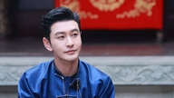 Trotz seiner Dreharbeiten hat Huang Xiaoming seine Doktorprüfung erfolgreich bestanden.