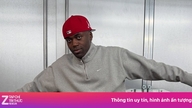 Ein männlicher Fernsehmoderator sieht sich nach dem Ausscheiden Südkoreas aus der Weltmeisterschaft heftiger Kritik ausgesetzt.