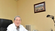 호치민시 대학병원 설립자인 응우옌 딘 호이 교수 겸 의사가 별세했습니다.