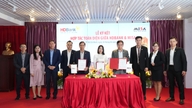 HDBank mengembangkan penyelesaian kewangan yang komprehensif, mengiringi perniagaan dalam perjalanan pertumbuhan mampan mereka.