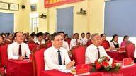 លោក ង្វៀន វ៉ាន់សឺន ប្រធានក្រុមប្រឹក្សាប្រជាជនខេត្ត បានអញ្ជើញចូលរួមសន្និសីទប្រកាសអំពីការរៀបចំឡើងវិញ និងការរៀបចំឡើងវិញនូវភូមិនានាក្នុងឃុំថាយប៊ិញ។