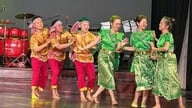 វិចិត្រករ​ដ៏​មាន​កិត្តិយស ហ្វិញ ញ៉ាត់ ដាញ់ បាន​បង្កើត​ស្នាដៃ​របស់​ខ្លួន​ជាមួយ​កម្មវិធី "កឹម ធី យ៉ាង - វាលទំនាប​ថ្មី​នៃ​ដីល្បាប់"។