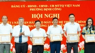 Le quartier de Dinh Cong met en œuvre efficacement le modèle de gouvernement local à deux niveaux.