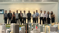 Die Delegation aus Dong Nai City studiert die Erfahrungen mit Stadtentwicklung in Singapur.