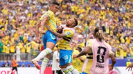Brazilië wint in de blessuretijd van Japan.