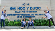 សាកលវិទ្យាល័យ Gia Lai មាននិស្សិតម្នាក់ក្នុងចំណោមបេក្ខជន ២០ នាក់ដំបូងដែលត្រូវបានអនុញ្ញាតឱ្យចូលរៀននៅសាកលវិទ្យាល័យវេជ្ជសាស្ត្រ និងឱសថស្ថាននៅទីក្រុងហូជីមិញ។