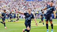ドイツ対パラグアイのサッカー試合の動画：息を呑むような勝利。
