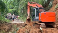 Tindak balas pantas terhadap tanah runtuh, membuka jalan ke perkampungan pelancongan Phiêng Phàng.