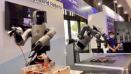 A Ho Chi Minh City è presente una filiale dell'Associazione per l'Economia dei Semiconduttori, specializzata nella ricerca e nell'applicazione dell'intelligenza artificiale e dell'Internet delle cose (IoT).
