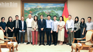 Strengthening cooperation and sharing experiences between Vietnam and France in building digital governments.