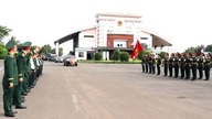 Upacara menyambut kepulangan jenazah 62 syuhada Vietnam yang terkorban di Kemboja.