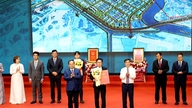 Quang Ninh z zadowoleniem przyjmuje serię projektów o wartości prawie 45 000 miliardów VND.