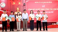 គណៈកម្មាធិការបក្សឃុំខាញ់ប៊ិញបានចេញសេចក្តីសម្រេចស្តីពីការតែងតាំងបុគ្គលិក។