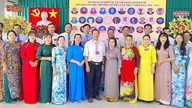 El Sr. Ong Van Ngay ostenta el cargo de Presidente de la Asociación para la Promoción de la Educación del Distrito de Ha Tien.
