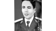 Potret dan informasi tentang martir Le Dinh Tiep
