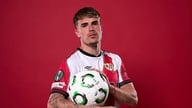 El Chelsea está cerca de llegar a un acuerdo para fichar a Pep Chavarria: una solución versátil para el flanco izquierdo.