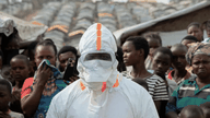 O paradeiro de quase 300 pessoas infectadas com o vírus Ebola permanece desconhecido.
