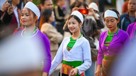 ມີຫຍັງທີ່ໜ້າສົນໃຈກ່ຽວກັບການໄດ້ໄປສຳຜັດກັບບ້ານວັດທະນະທຳ ແລະ ທ່ອງທ່ຽວຊົນເຜົ່າໃນເດືອນກໍລະກົດ?