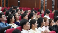Vinh Üniversitesi'nde İş Fuarı: Öğrenciler için binlerce iş fırsatı