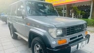 Un rare Toyota Land Cruiser Série 70 de 1991, âgé de 35 ans, est proposé au prix de 900 millions de VND.