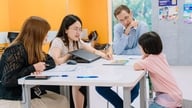 أعلن المجلس الثقافي البريطاني عن منح دراسية كاملة في اللغة الإنجليزية للطلاب الفيتناميين.